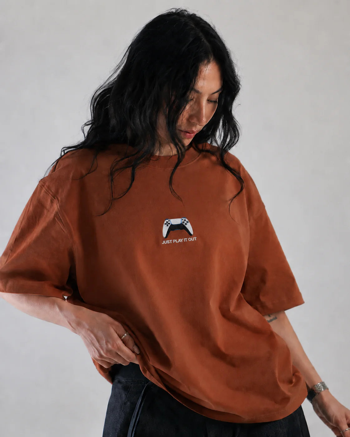 Zellee 'Just Play It Out' Premium Oversized Tee – Rust Terracotta