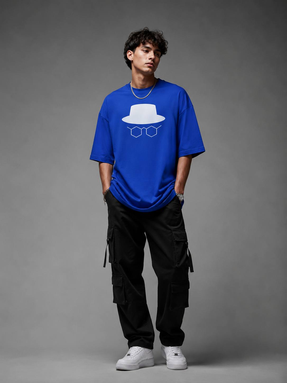 Zellee Minimalist Heisenberg Embroidered Oversized T-Shirt - Olive White