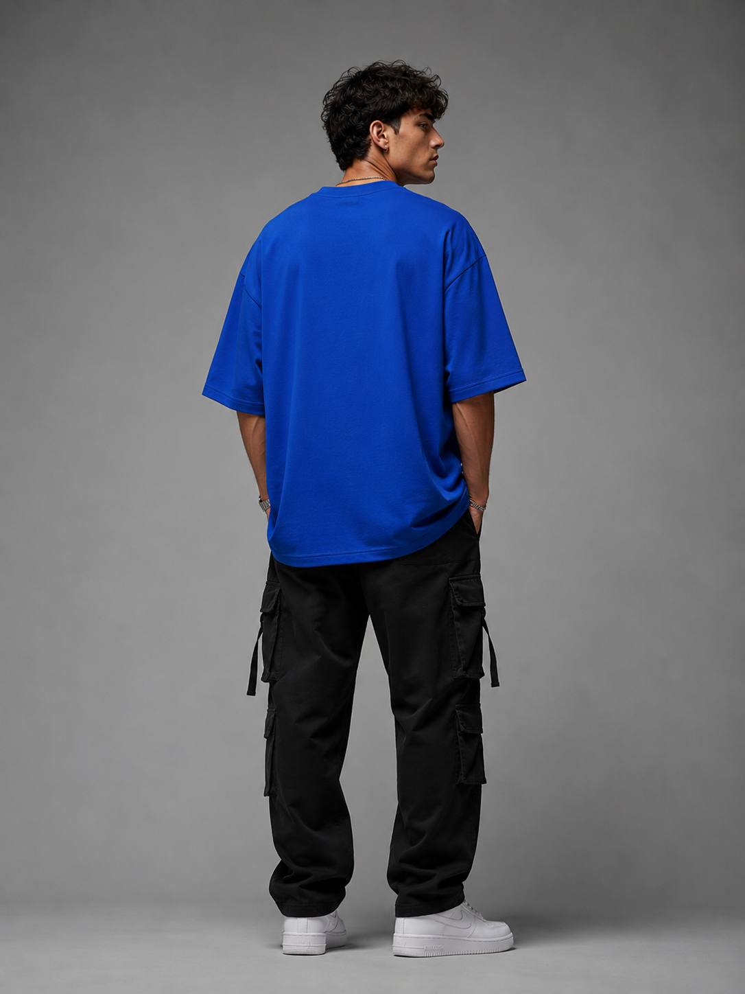 Zellee Minimalist Heisenberg Embroidered Oversized T-Shirt - Olive White
